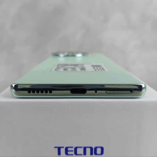 TECNO CAMON 30S Pro Зеленый