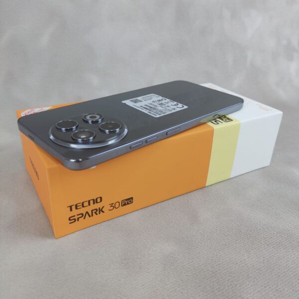 TECNO Spark 30 Pro Черный