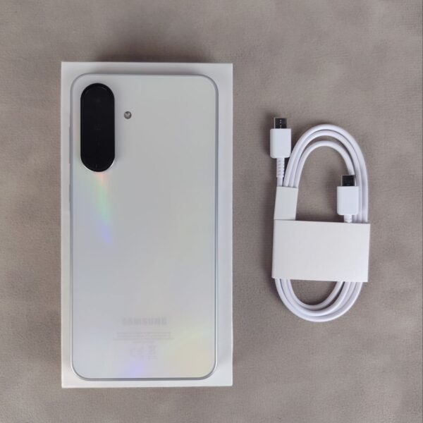 Samsung Galaxy A36 Белый